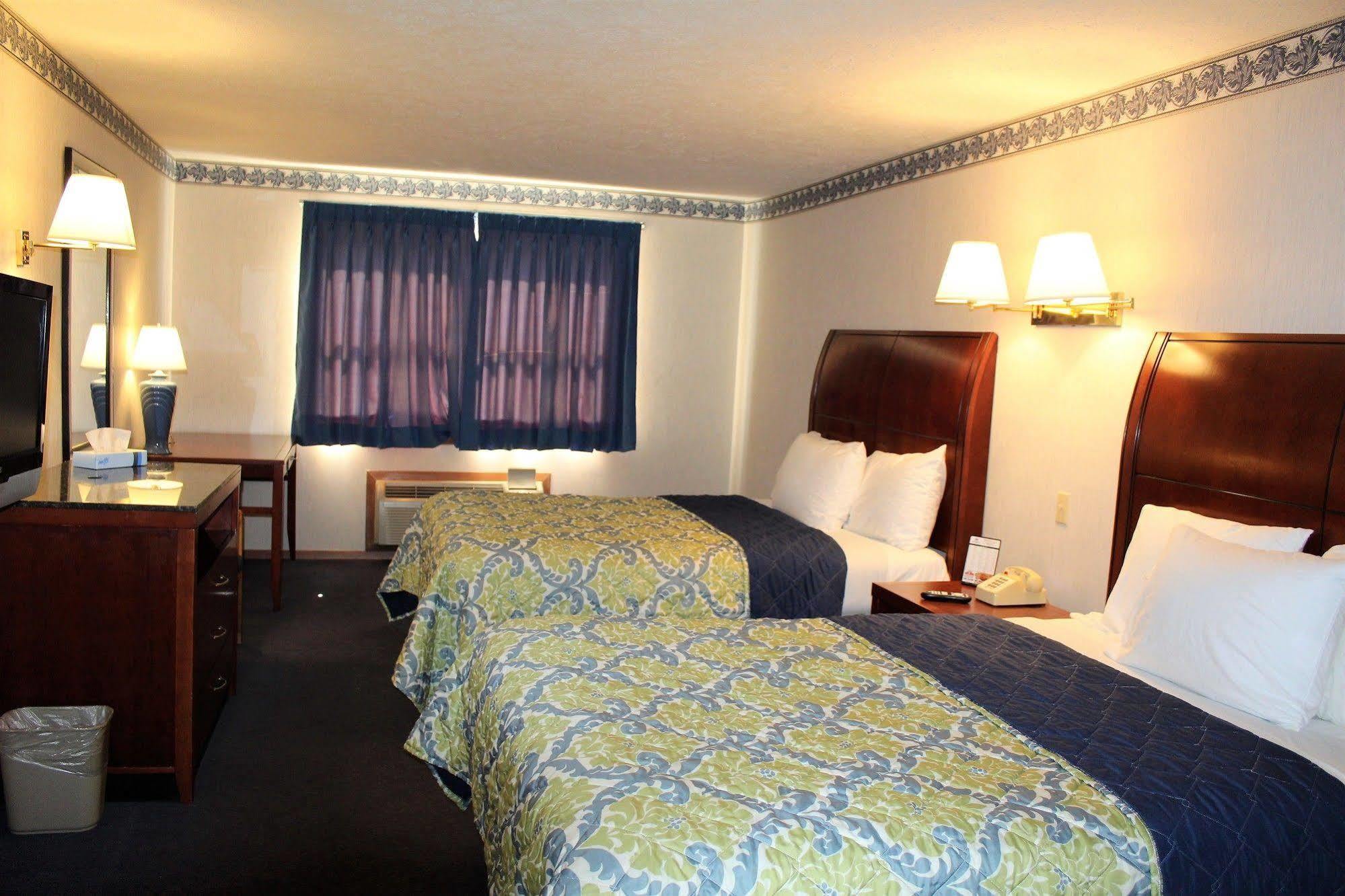 Americas Best Value Inn Of Decatur Buitenkant foto